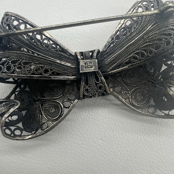 Vintage Sterling Silver 925 Bow Brooch Pin - Filigree Hand Crafted Design - Picture 2 of 7